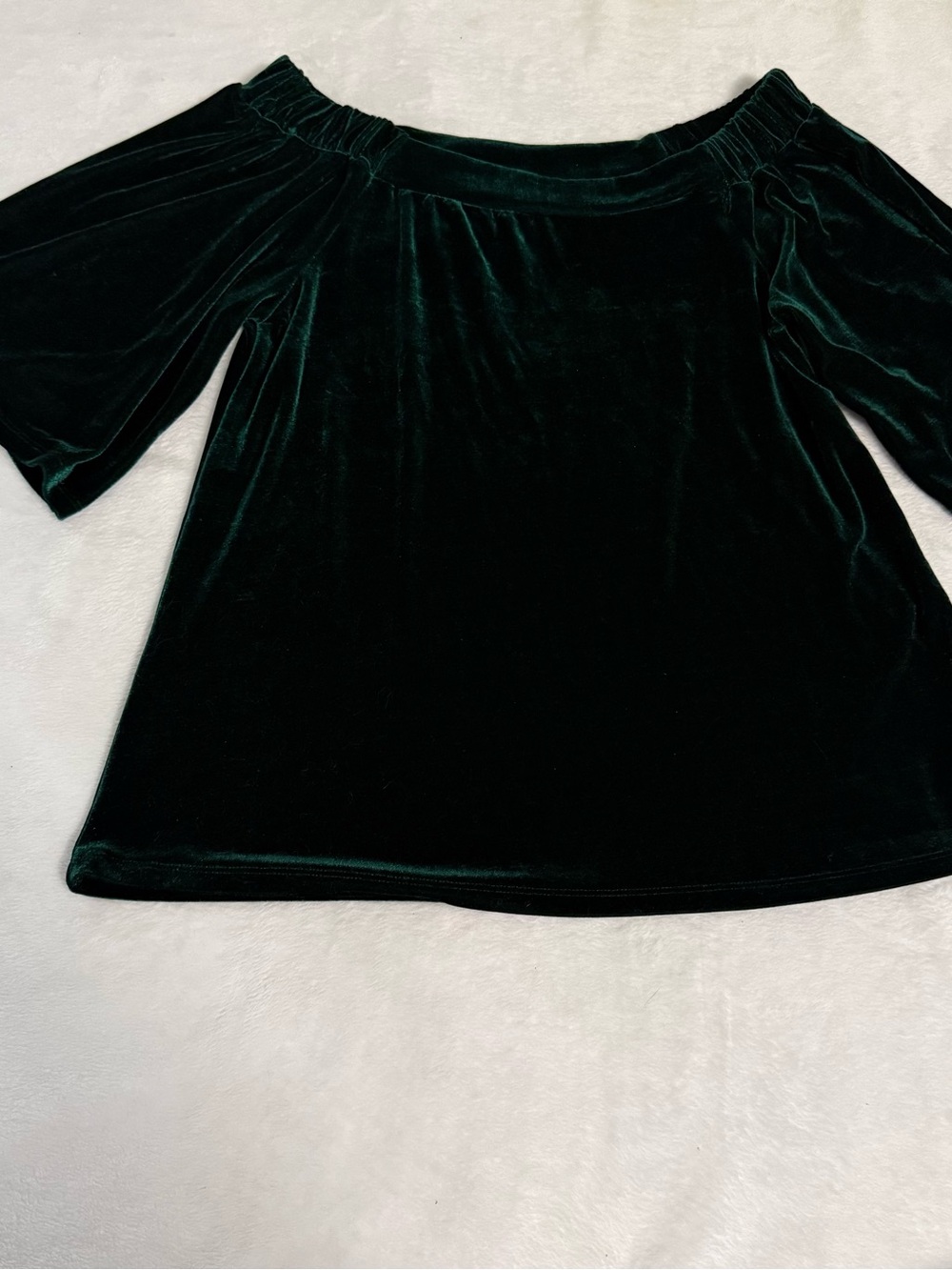 Versona Women XS Emerald Green Velvet Off Shoulder Bell Sleeve Holiday Blouse - Picture 2 of 7